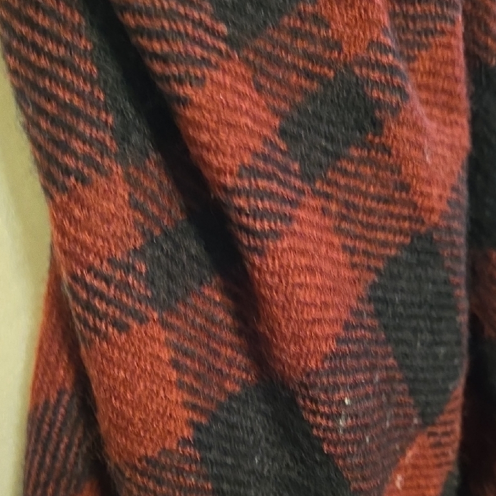 Cozy Red and Black Checkered Scarf - Picture 6 of 7